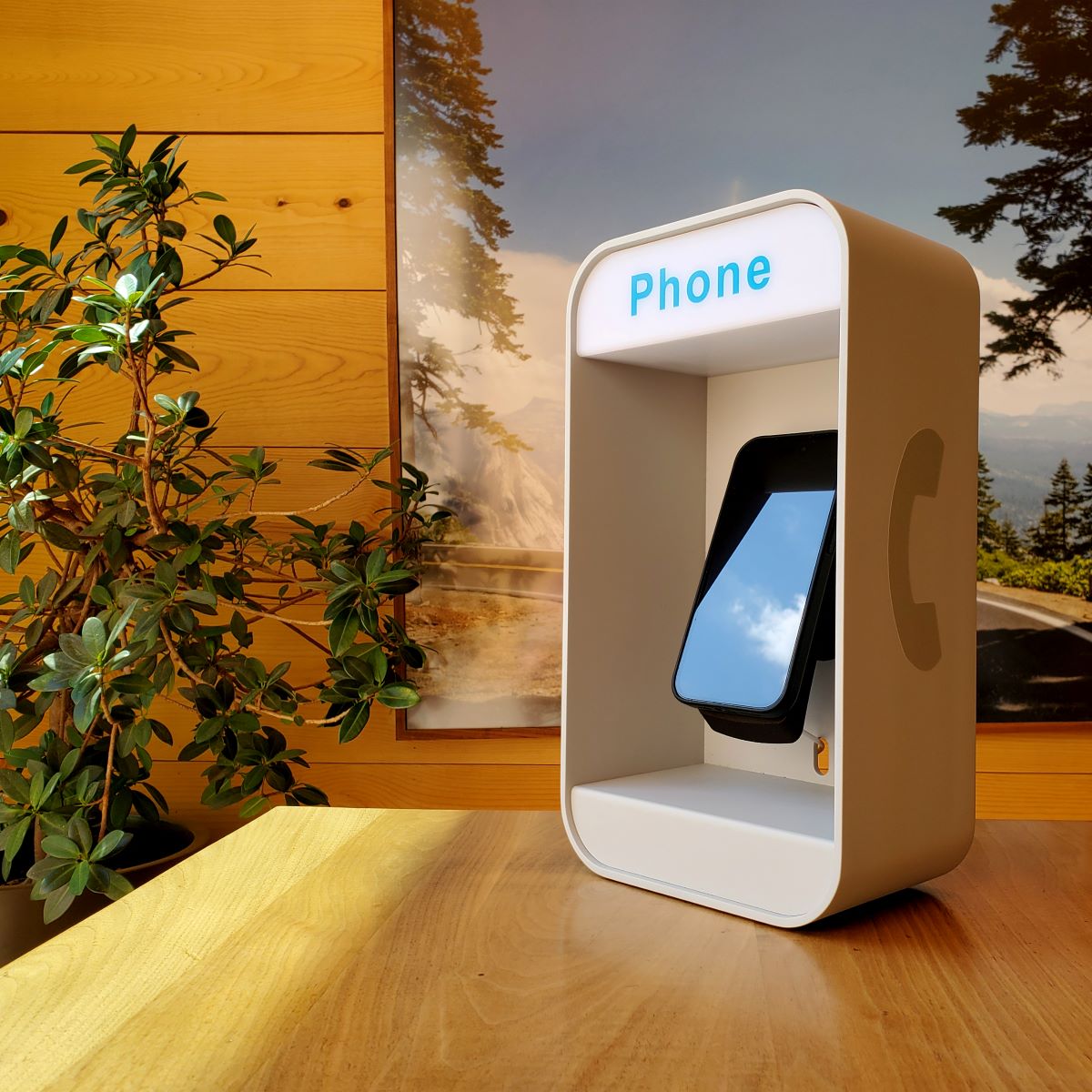 Smooth Operator, the Payphone Charging Stand